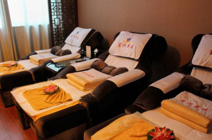 松江区spa养生会所_君悦富侨