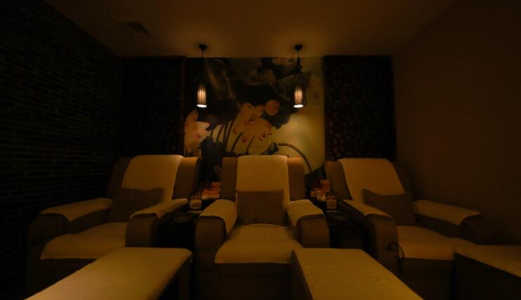 莲花足道养生桑拿馆